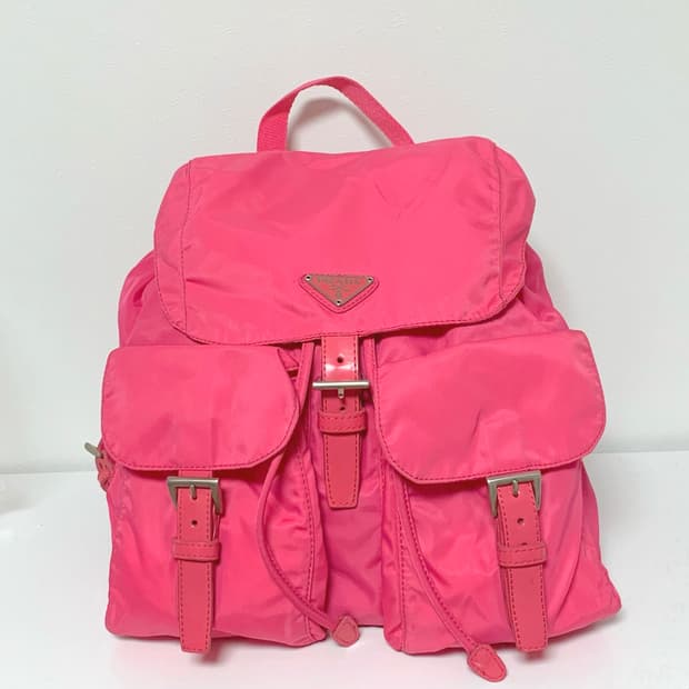 정품 프라다 백팩 딥핑크