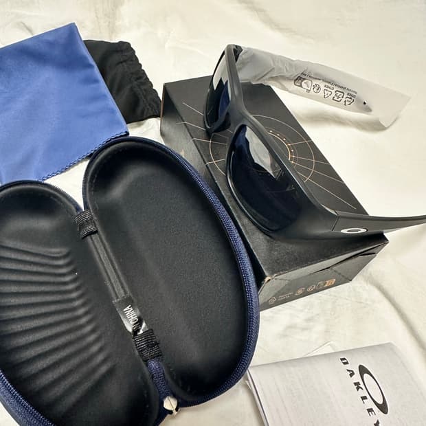 오클리 투르니켓 신상 선글라스 03