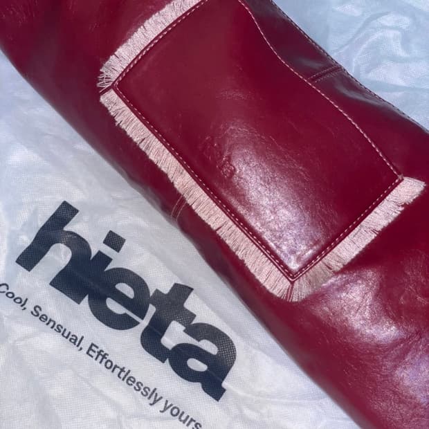 히에타 티나 / hieta tina / cherry red