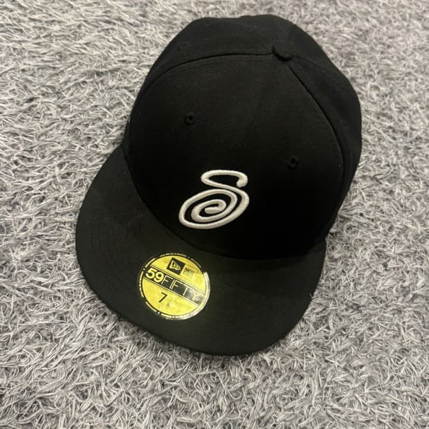 스투시 뉴에라 캡 738