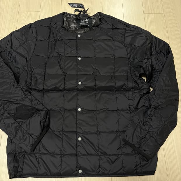 [XL] 타이온 크루넥 버튼다운 경량패딩 새상품