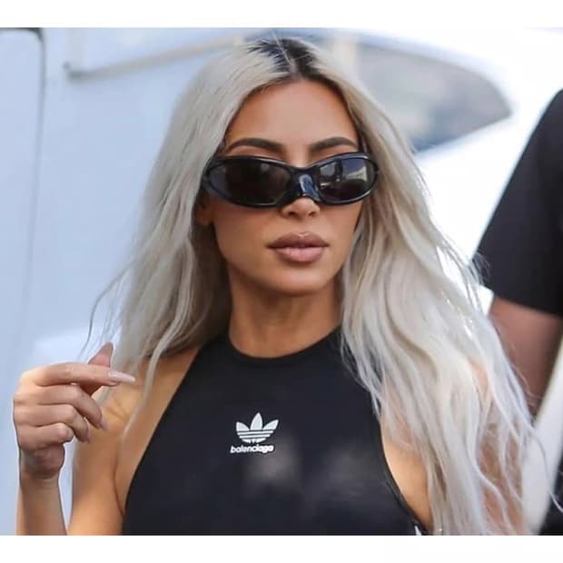 발렌시아가 스킨캣 선글라스