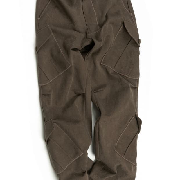 이외들 (시골길 카고바지 브라운)