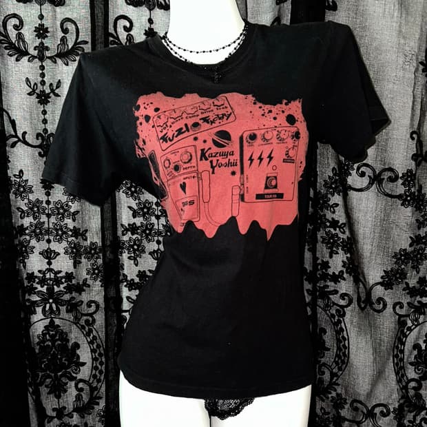 Kitch Black Short Sleeve