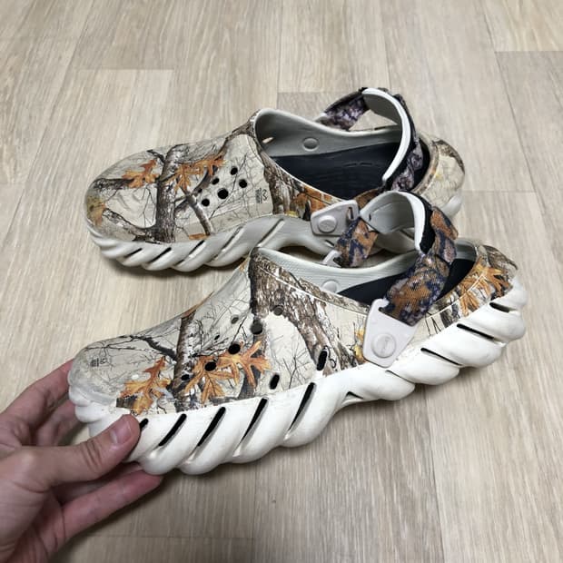 (260) 크록스 crocs 에코 클로그 리얼 트리 본 샌들