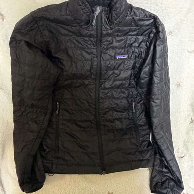 피타고니아 경량패딩