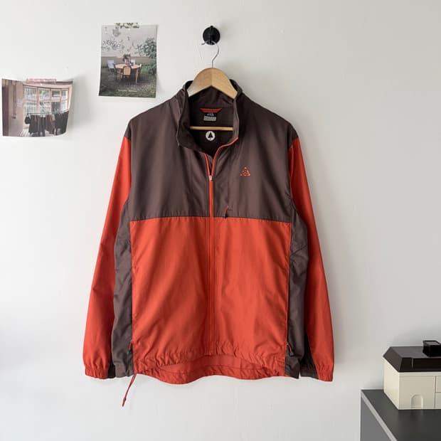 [M] 나이키 acg 바람막이