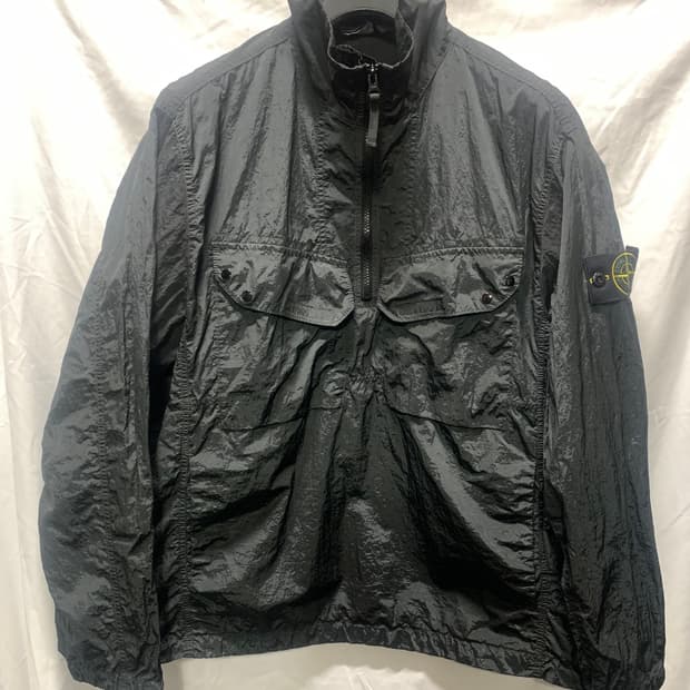 스톤 아일랜드 나일론 메탈 챠콜 색상 아노락 L 판매