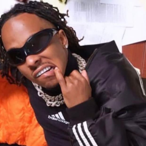 발렌시아가 스킨 켓 스킨 캣