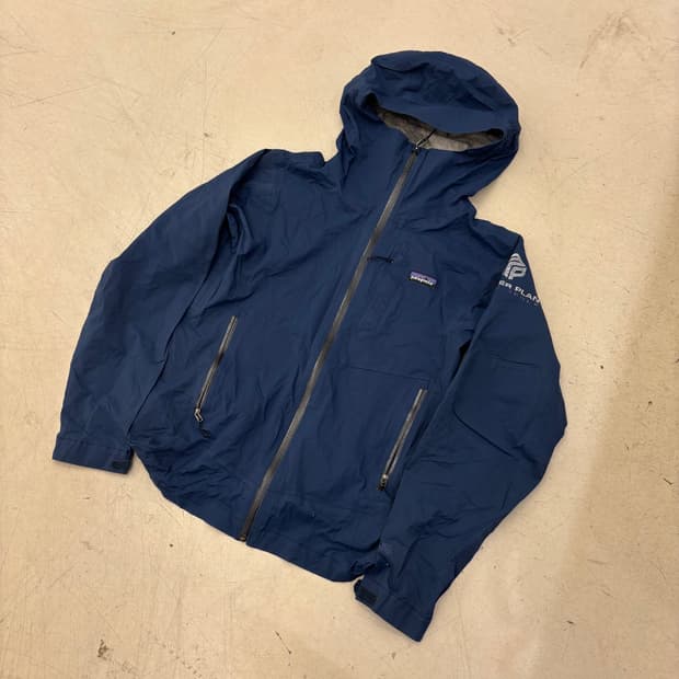 파타고니아 레인보우 쉐도우 바람막이