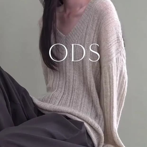 ODS 오디에스 V넥 루즈핏 니트