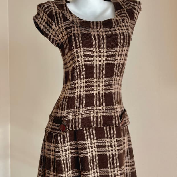 라떼갸루 초코 체크 버튼 원피스 브라운