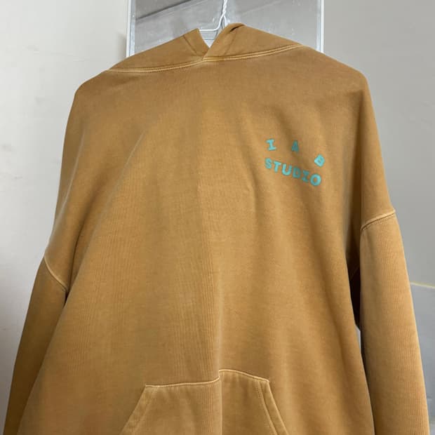 아이앱스튜디오 iab studio 카멜 후드티 105 L