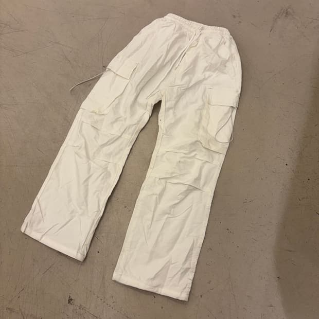 빈티지 카고 화이트 스트링 팬츠