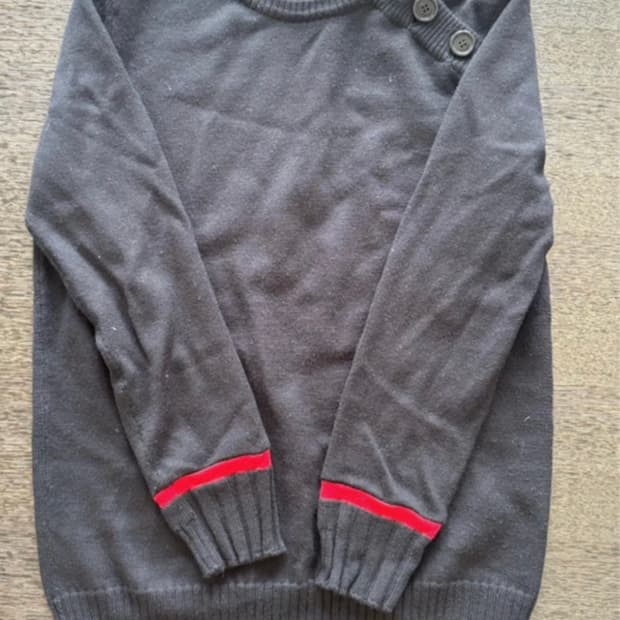 생로랑 니트 L사이즈