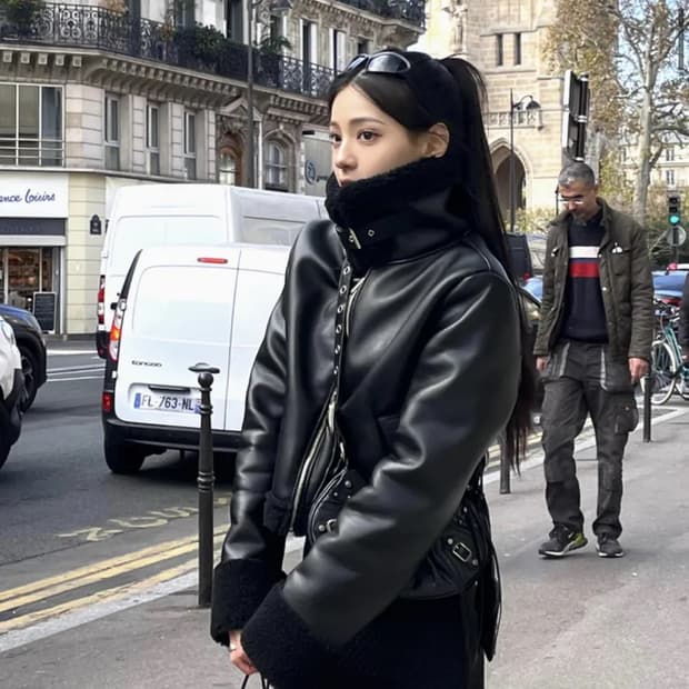 카키포인트 미니 무스탕 블랙