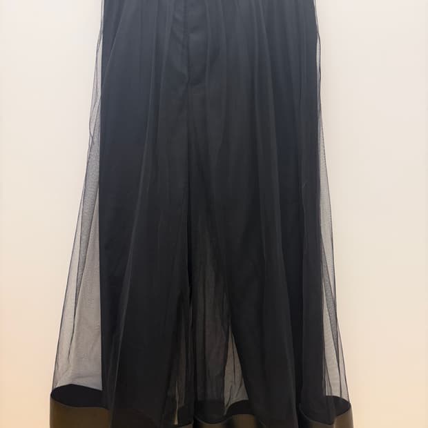 느와케이니노미야 튤 오버레이 크롭 팬츠 xs