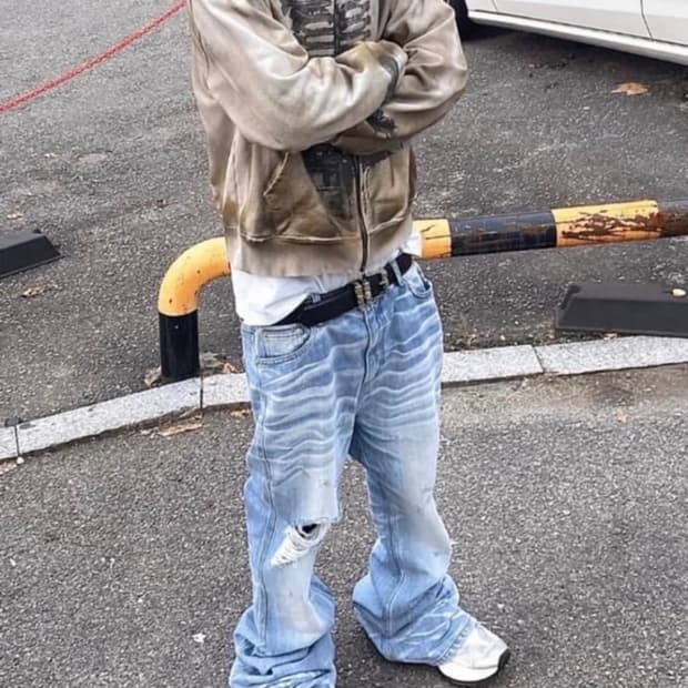 언더마이카 연청 플레어 데님 팬츠 os