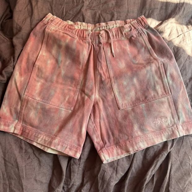 (32) STUSSY DYED EASY SHORTS RUST BROWN
