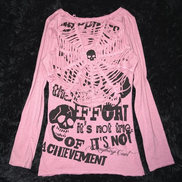 (lazy daisy) punk skull web t 