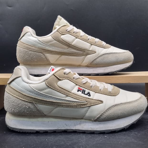 휠라 유로조거 운동화250