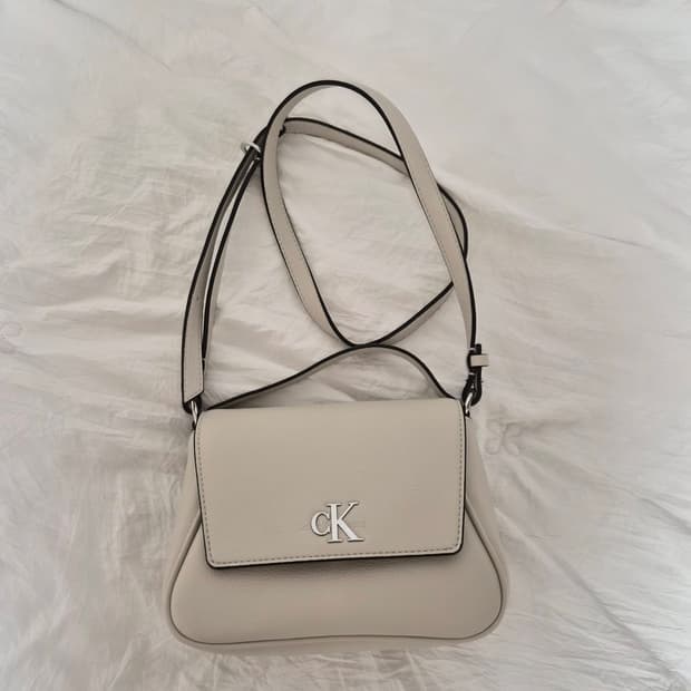 캘빈클라인 크로스백