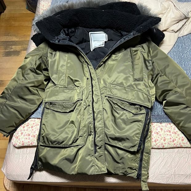 우영미 무스탕 야상패딩