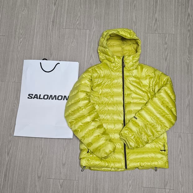 살로몬 경량패딩 L사이즈