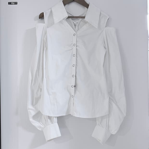 일본빈티지 오프숄더 화이트 셔츠