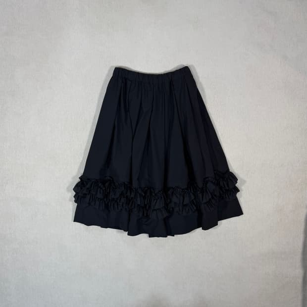Frill Voluminous Long Black Skirt 
