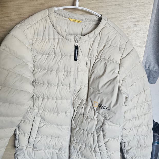 내셔널지오그래픽 경량 구스패딩 xs