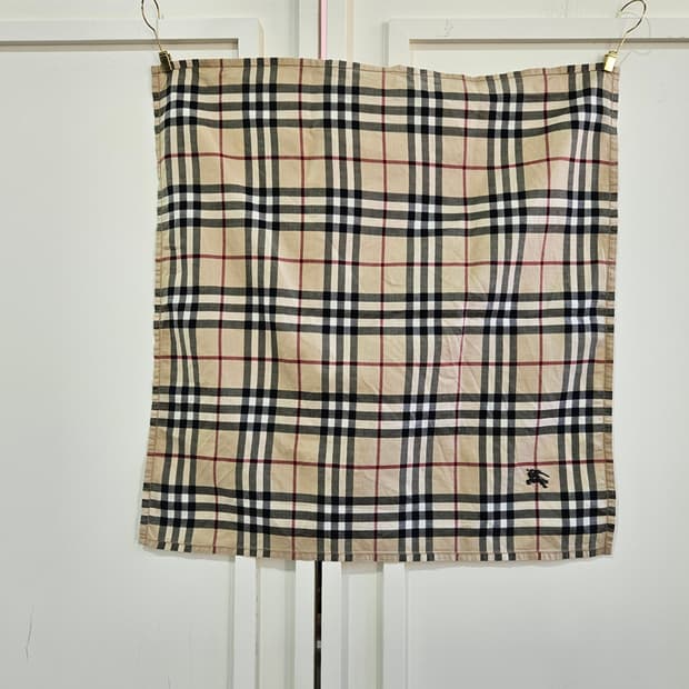 버버리 클래식 노바체크 빈티지손수건