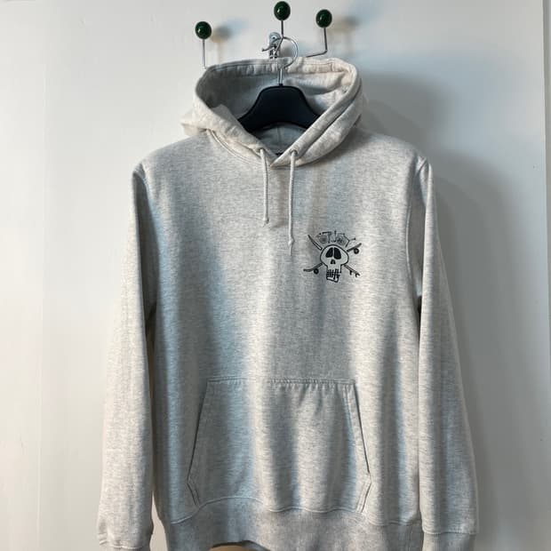 스투시 서프 스케이트 스컬 후드