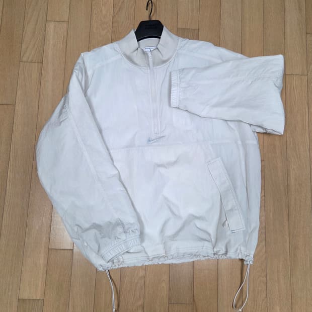 슈프림 x 나이키 립스탑 풀오버 화이트