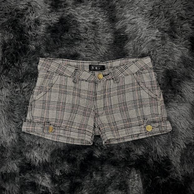 체크 금장 로우라이즈 숏팬츠
