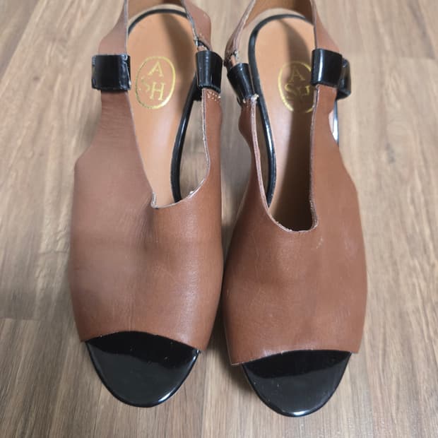 애쉬 아쉬 브라운 가죽 웨지힐 샌들 230