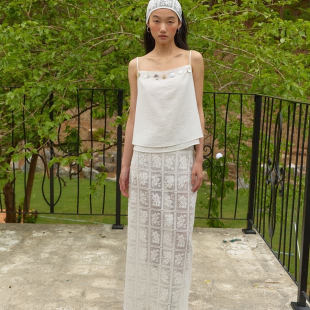 아우어솔티 캐미솔 탑 Shell Glow Camisole / White