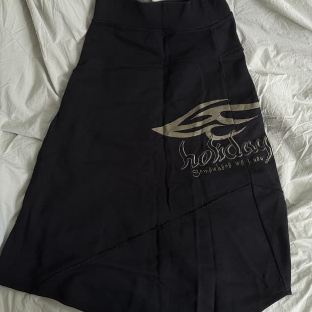 오디너리 홀리데이 언발 스커트