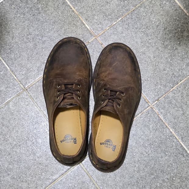 UK5 240 닥터마틴 1461 3홀 빈티지 브라운 / 크레이지 홀스호스