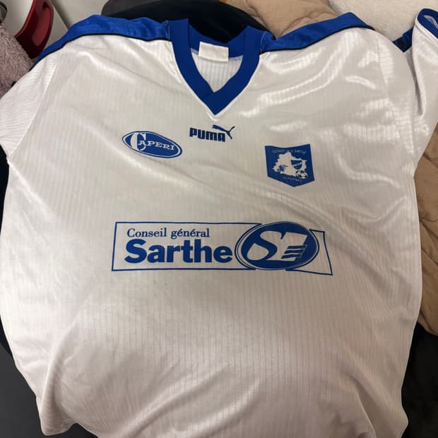 퓨마 축구 유니폼