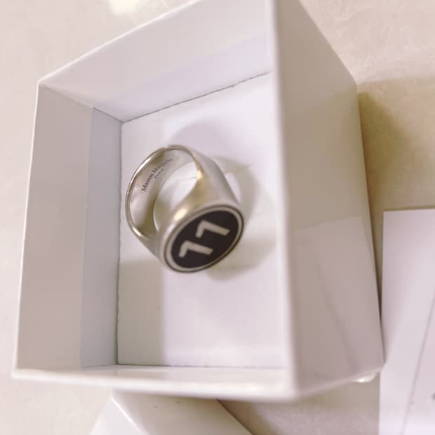 마르지엘라 은반지 