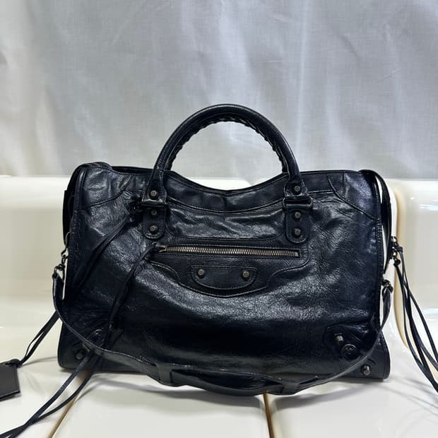 [A+ 정품] 발렌시아가 시티 모터백 미디움 블랙