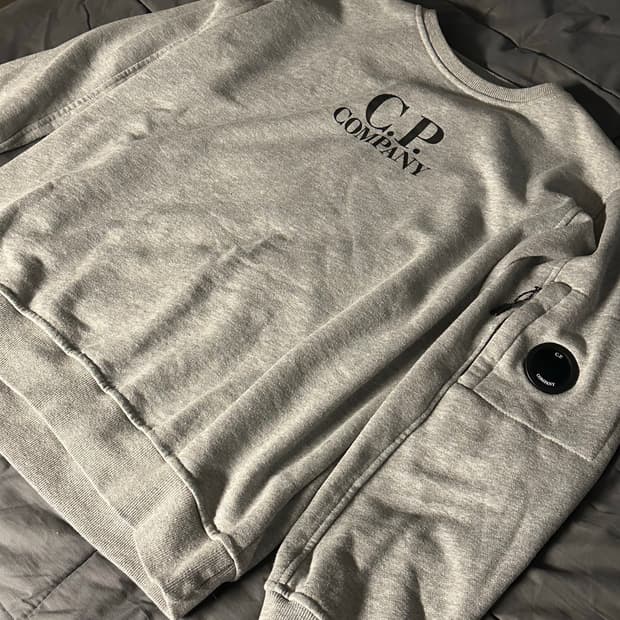 CP컴퍼니 맨투맨(100~105)