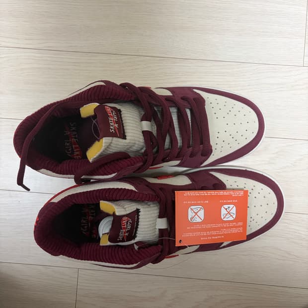 나이키 스케이트 라이크 어 걸 270