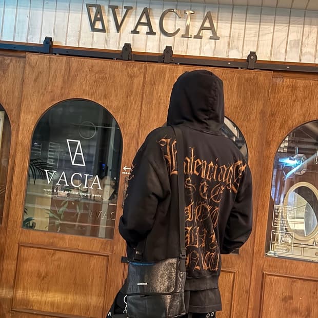 발렌시아가 헤비메탈 후드집업