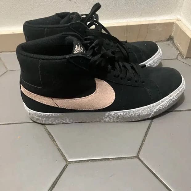 나이키 블레이저 275