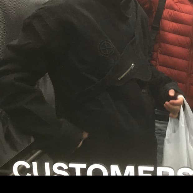 플라스틱 프로덕트 자켓 판메합니다