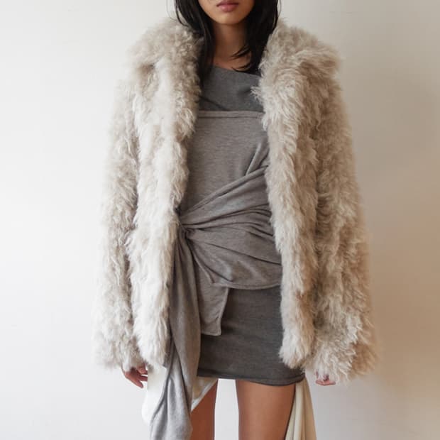 세릭 퍼쟈켓(장원영착용)