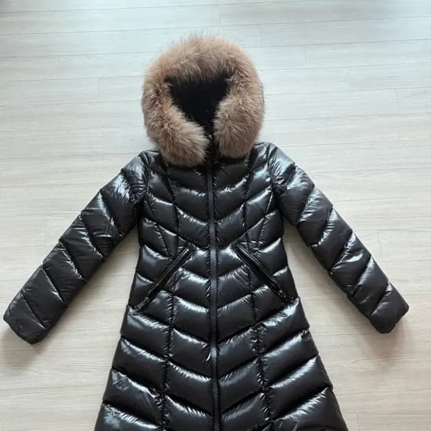 몽클레어 여성패딩