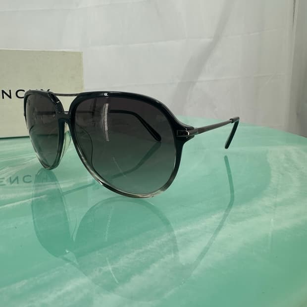 [새상품 무료배송] 지방시 Made in Italy 선글라스SGV790G